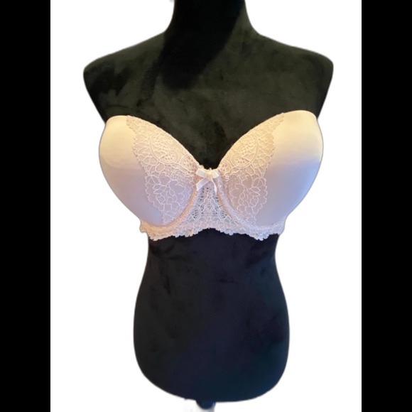 Victoria Secret  Bra Nude Strapless Size 32DDD Underwire with Lace Overlay Sexy! - Picture 2 of 10